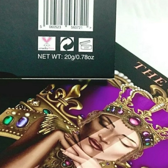 THE QUEEN EYE SHADOW PALETTE - Picture 9 of 11